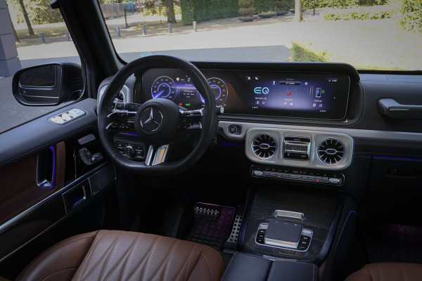 Mercedes-Benz G-Klasse 580 EQ | G63 PAKKET | MANUFAKTUR | SUPERIOR LINE | AMG LINE | COMFORT PAKKET | MASSAGE | VOSSEN VELGEN | ADAPTIVE CRUISE | MATZWART | STOELVERKOELING/VERWARMING/MASSAGE | STUURVERWARMING | BTW-AUTO