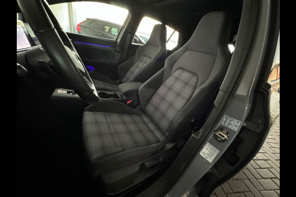 Volkswagen Golf 1.4 eHybrid GTE Pano|HuD|Acc|Camera|Sfeer|Lane Assist