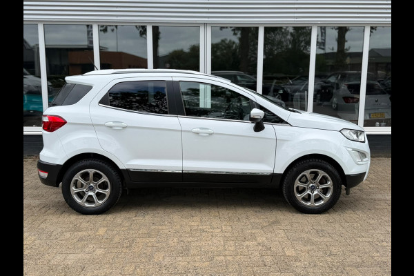 Ford EcoSport 1.0 EcoBoost Titanium Ultimate | Apple Carplay | Trekhaak | Stuur & stoelverwarming | Sfeerverlichting
