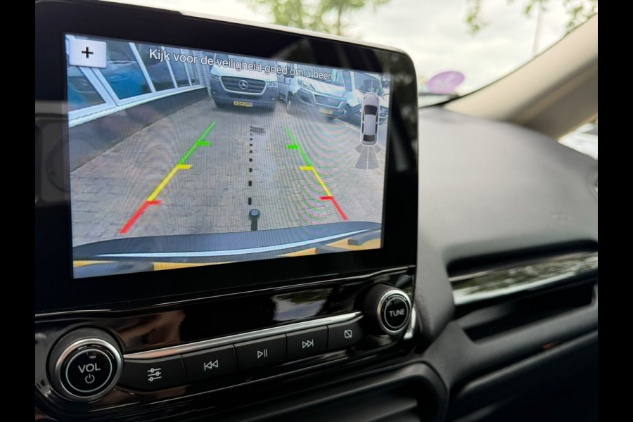 Ford EcoSport 1.0 EcoBoost Titanium Ultimate | Apple Carplay | Trekhaak | Stuur & stoelverwarming | Sfeerverlichting