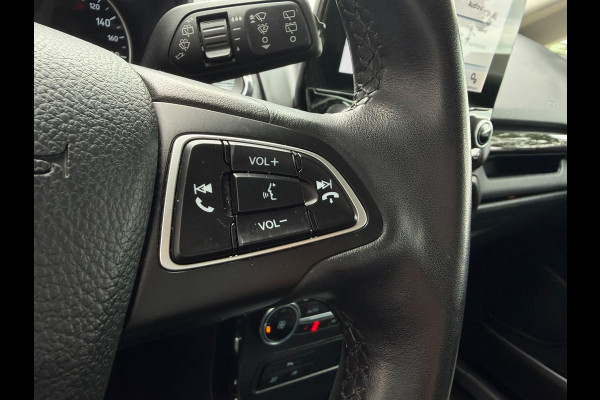 Ford EcoSport 1.0 EcoBoost Titanium Ultimate | Apple Carplay | Trekhaak | Stuur & stoelverwarming | Sfeerverlichting