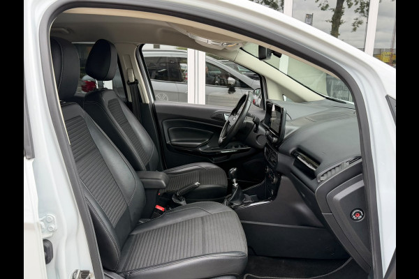 Ford EcoSport 1.0 EcoBoost Titanium Ultimate | Apple Carplay | Trekhaak | Stuur & stoelverwarming | Sfeerverlichting