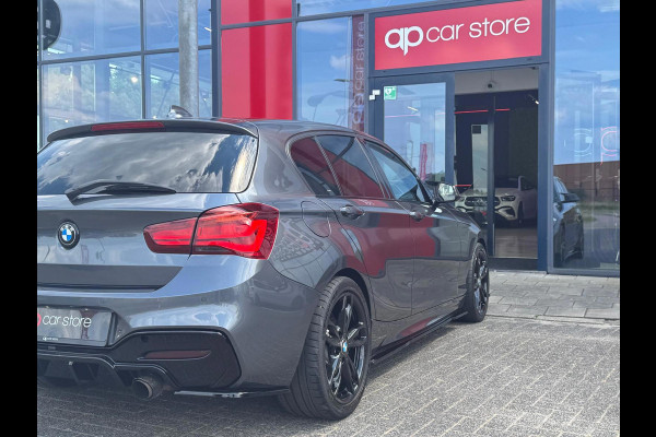 BMW 1-serie M140i xDrive High Executive LCI 2 | Leder | Keyless Entry | Maxton | Stoelverwarming |