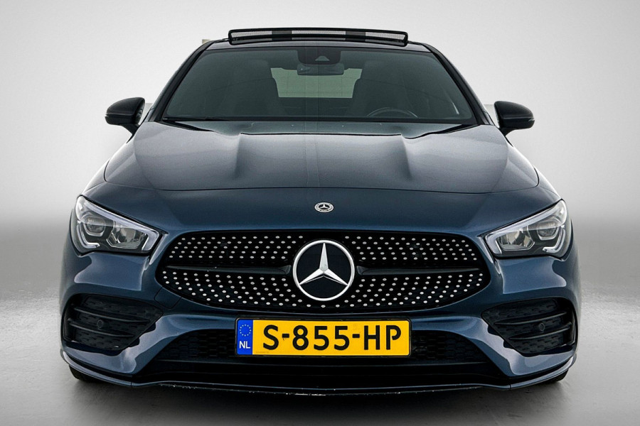 Mercedes-Benz CLA-Klasse 250 Premium Plus AMG-Line (Perfect OndH, Panorama, SfeerV, Camera, Navi, V+A, StoelV, Lane Assist, Etc)