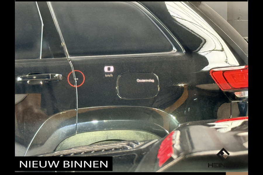 Dodge Ram 1500 5.7 V8 4x4 Crew Cab Limited Night. 22 inch. HUD. Luchtvering. Alle opties.