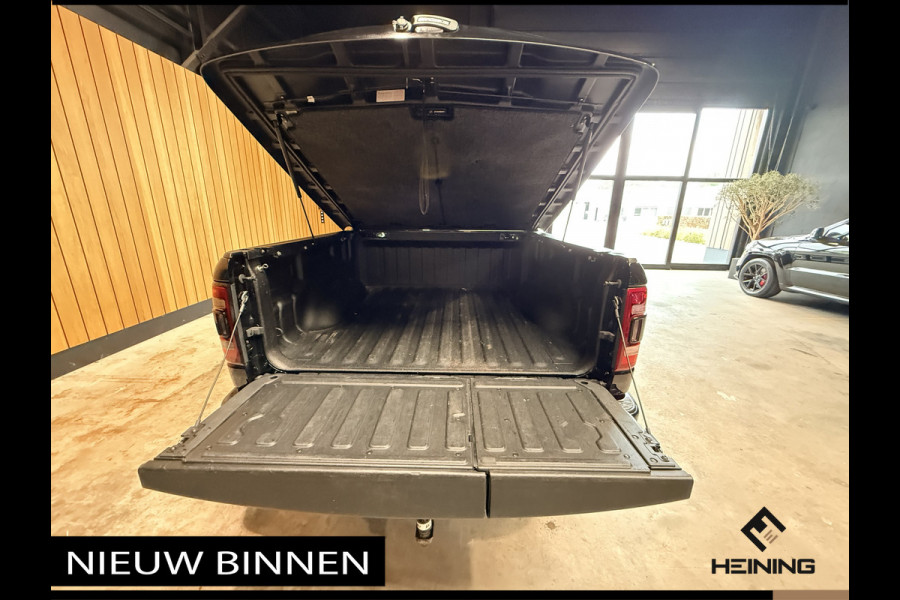 Dodge Ram 1500 5.7 V8 4x4 Crew Cab Limited Night. 22 inch. HUD. Luchtvering. Alle opties.