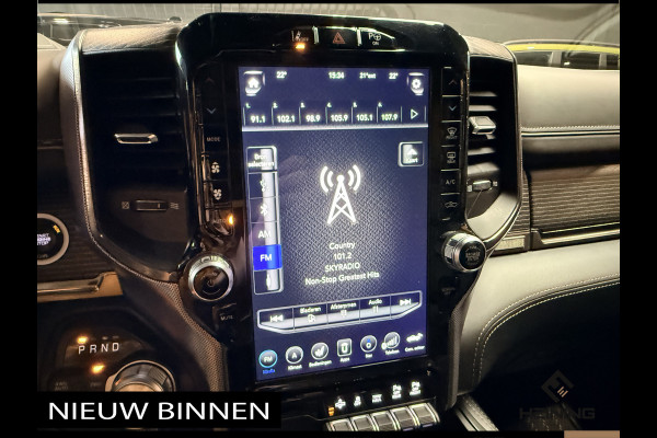 Dodge Ram 1500 5.7 V8 4x4 Crew Cab Limited Night. 22 inch. HUD. Luchtvering. Alle opties.