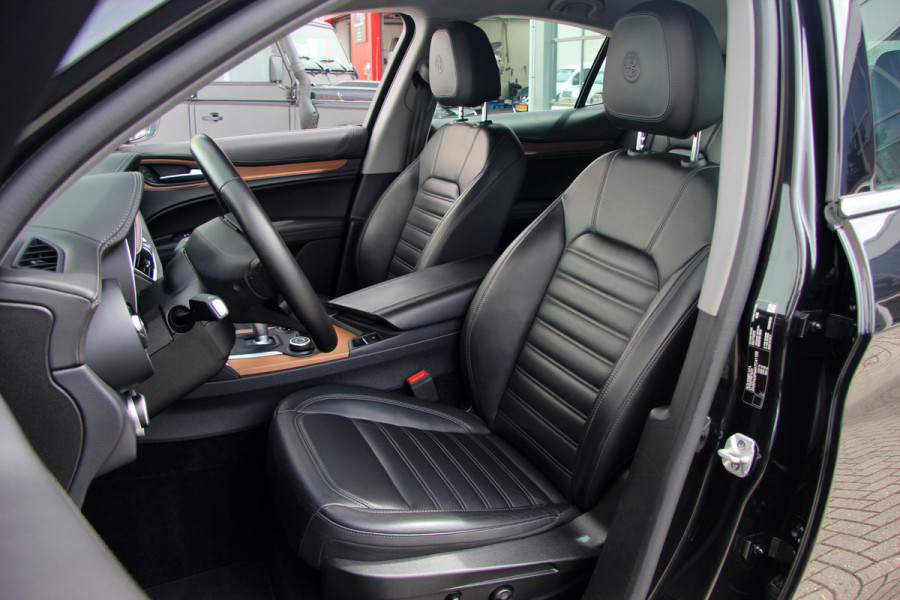 Alfa Romeo Stelvio 2.0 T AWD Super Business Edition 20" | Leder | Adaptive Cruise Control | Camera | Carplay