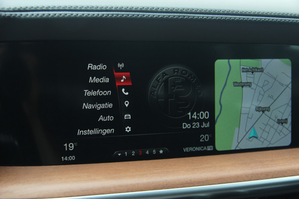 Alfa Romeo Stelvio 2.0 T AWD Super Business Edition 20" | Leder | Adaptive Cruise Control | Camera | Carplay