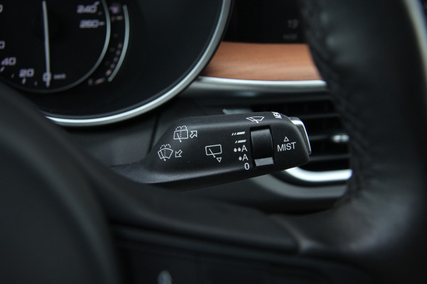 Alfa Romeo Stelvio 2.0 T AWD Super Business Edition 20" | Leder | Adaptive Cruise Control | Camera | Carplay