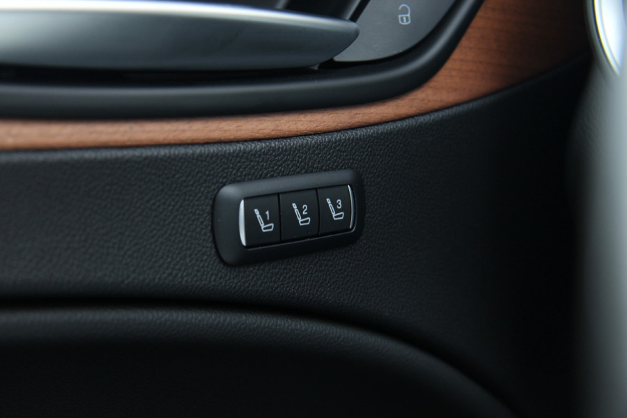 Alfa Romeo Stelvio 2.0 T AWD Super Business Edition 20" | Leder | Adaptive Cruise Control | Camera | Carplay