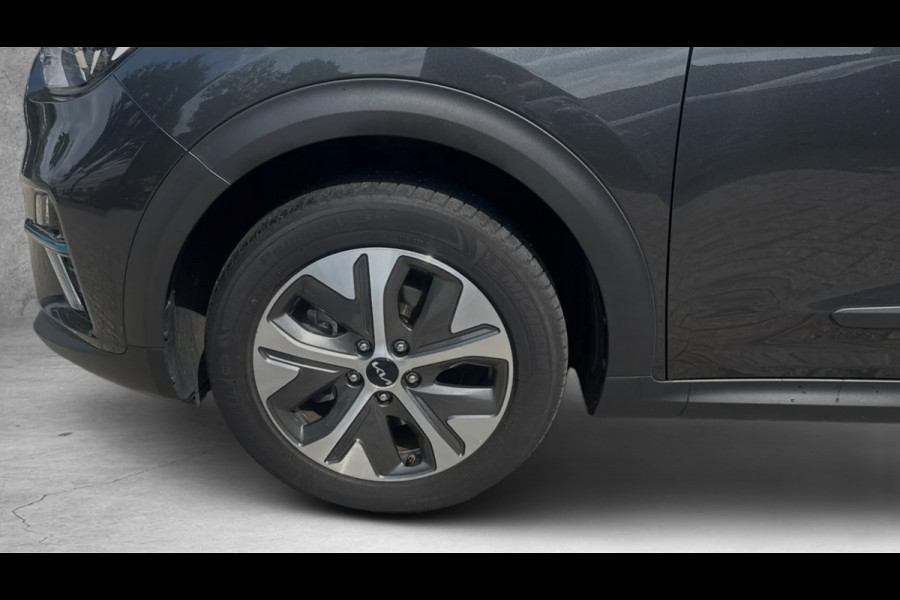 Kia e-Niro Edition 64 kWh (NL-auto, 1e Eig, Navi, Carplay, StoelV, Camera, PDC V+A, Lane Assist, Etc)