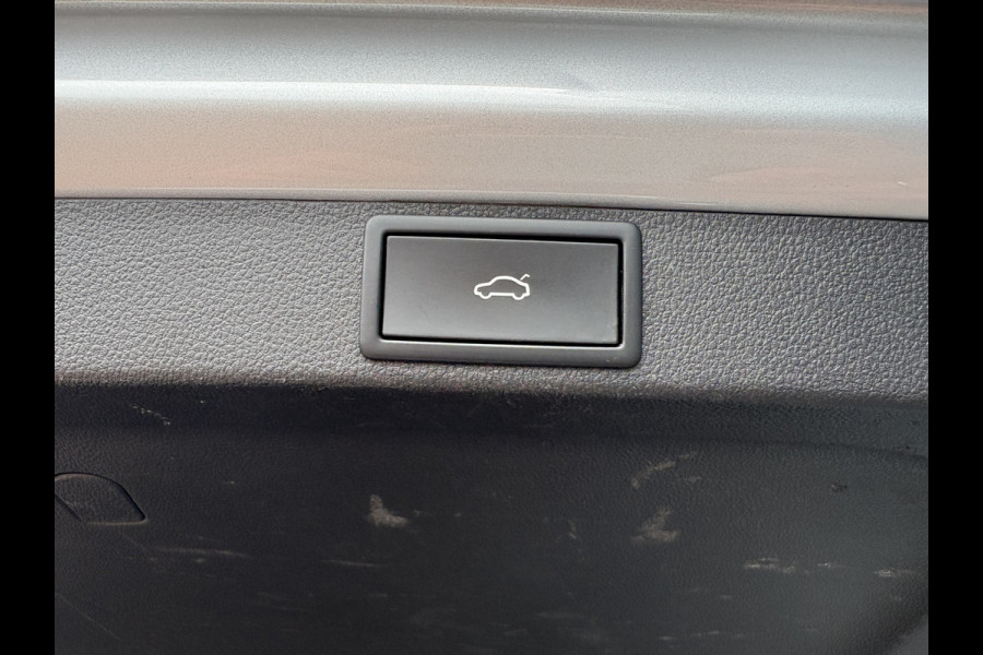 Škoda Octavia Combi 1.0 TSi Business Edition TREKHAAK/VIRTUAL/NAVI/CARPLAY/CRUISE/PDC