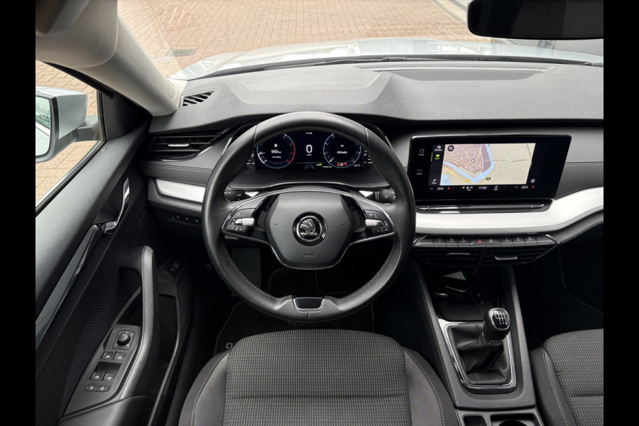 Škoda Octavia Combi 1.0 TSi Business Edition TREKHAAK/VIRTUAL/NAVI/CARPLAY/CRUISE/PDC