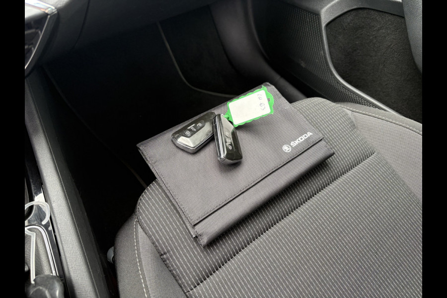 Škoda Octavia Combi 1.0 TSi Business Edition TREKHAAK/VIRTUAL/NAVI/CARPLAY/CRUISE/PDC
