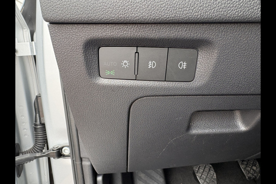 Škoda Octavia Combi 1.0 TSi Business Edition TREKHAAK/VIRTUAL/NAVI/CARPLAY/CRUISE/PDC
