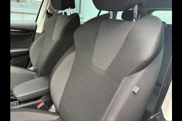 Škoda Octavia Combi 1.0 TSi Business Edition TREKHAAK/VIRTUAL/NAVI/CARPLAY/CRUISE/PDC