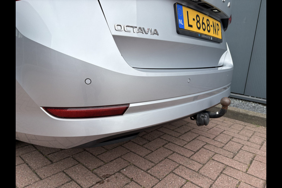 Škoda Octavia Combi 1.0 TSi Business Edition TREKHAAK/VIRTUAL/NAVI/CARPLAY/CRUISE/PDC