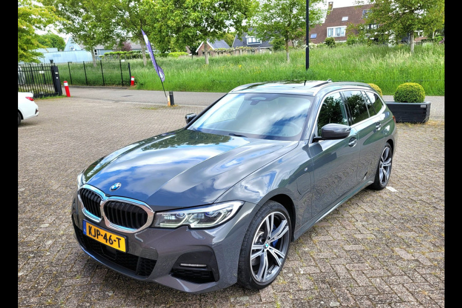 BMW 3 Serie 330E XDRIVE M-sport Pano FULL! (Dravit Grau) - Dealer onderhouden, 2e eig.