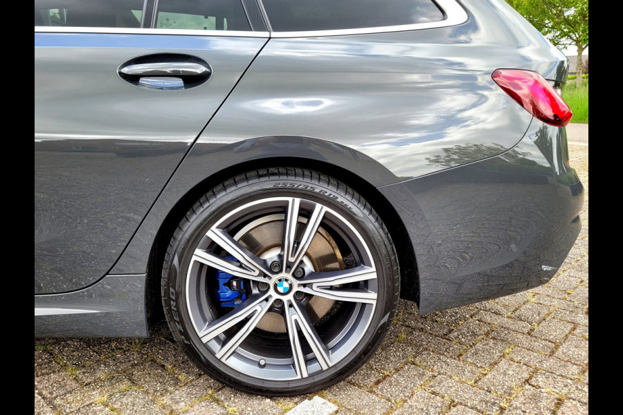 BMW 3 Serie 330E XDRIVE M-sport Pano FULL! (Dravit Grau) - Dealer onderhouden, 2e eig.