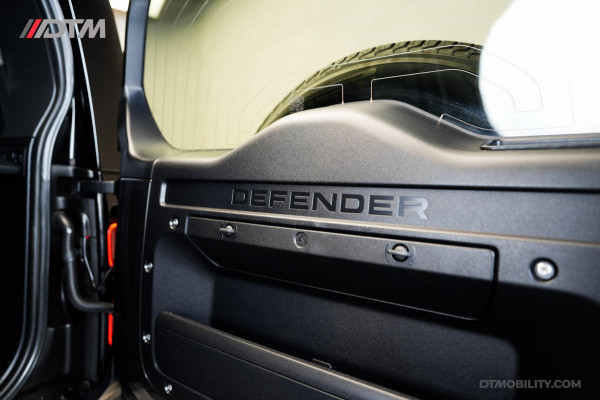 Land Rover Defender 2.0 P400e 110 SE ACC | FabrieksGarantie 2030 | Pano