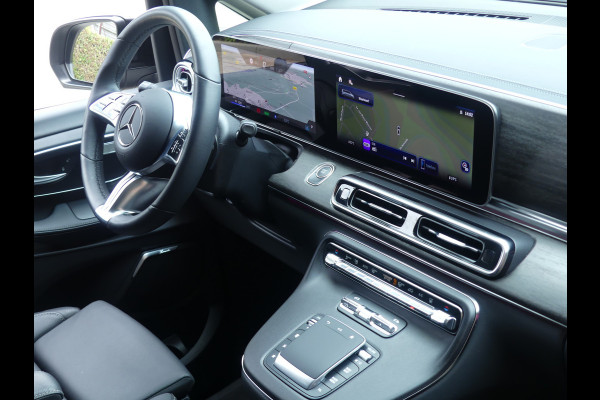 Mercedes-Benz Eqv 300 L2 90 kWh AMG Luchtvering 7 Persoons Elek deuren