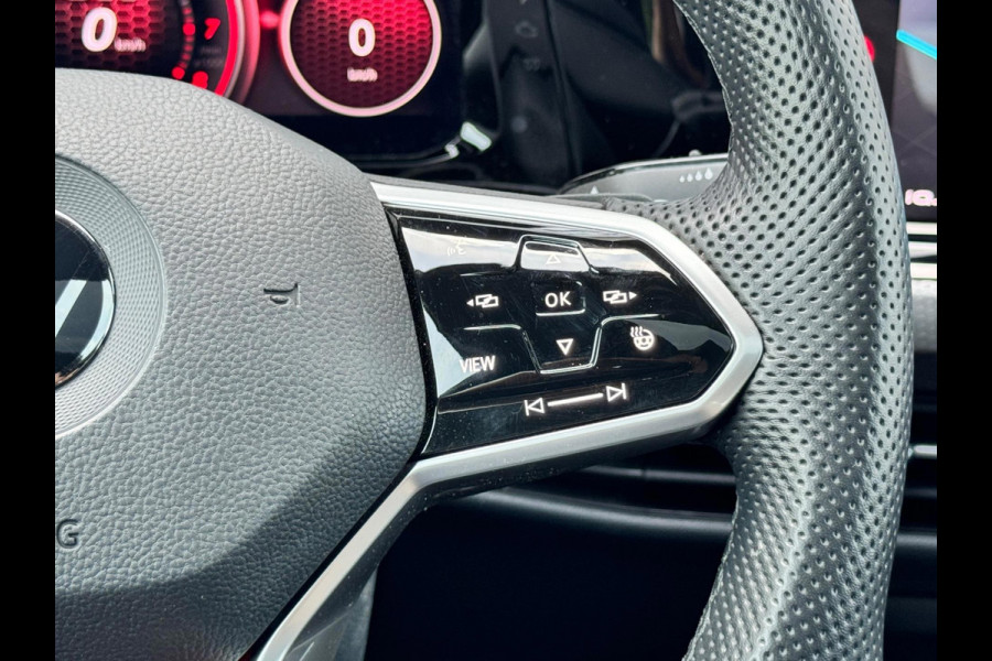 Volkswagen Golf 2.0 TSI GTI Pano/Camera/Matrix