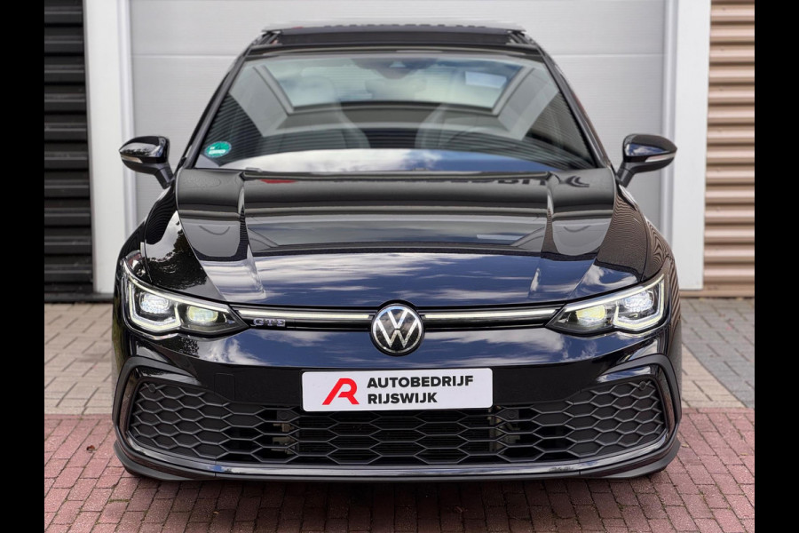 Volkswagen Golf 1.4 eHybrid GTE Pano/Camera/Matrix/Blindspot