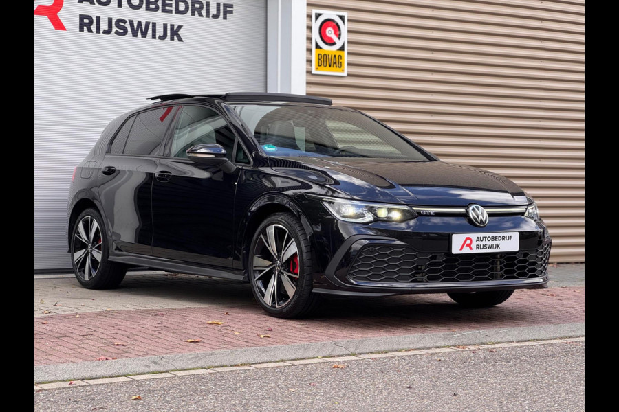 Volkswagen Golf 1.4 eHybrid GTE Pano/Camera/Matrix/Blindspot