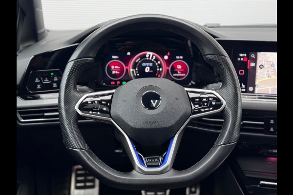 Volkswagen Golf 1.4 eHybrid GTE Pano/Camera/Matrix/Blindspot