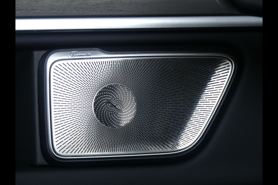 Mercedes-Benz Eqv 300 L2 90 kWh AMG Luchtvering 7 Persoons Elek deuren