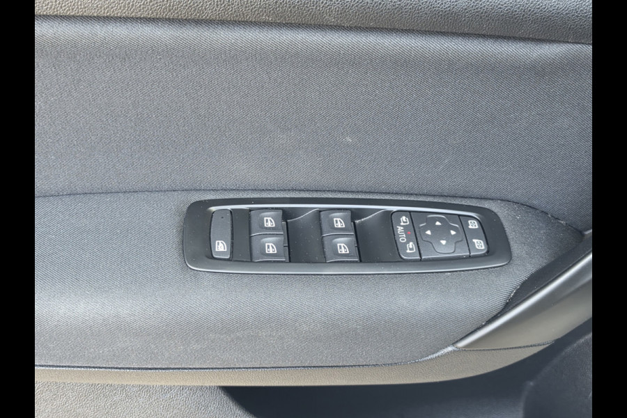 Renault Mégane Estate 1.0 TCe Business Zen Camera Navi Carplay Incl Btw