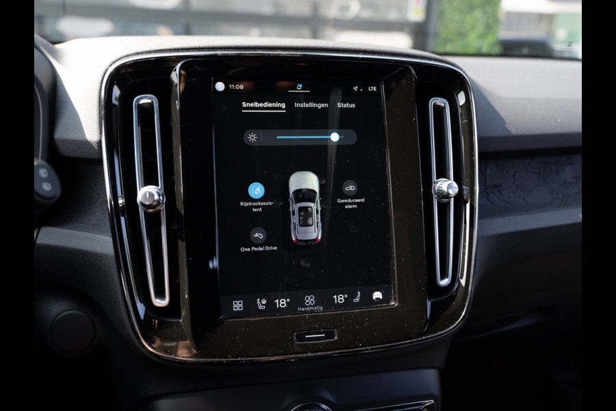 Volvo XC40 Single Motor Plus 69 kWh | SOH 95% | Carplay | Camera | Pilot Assist