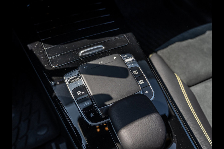 Mercedes-Benz A-Klasse 250 224PK Edition One AMG | Premium Plus | Carplay | Dealer Ond. | Uniek