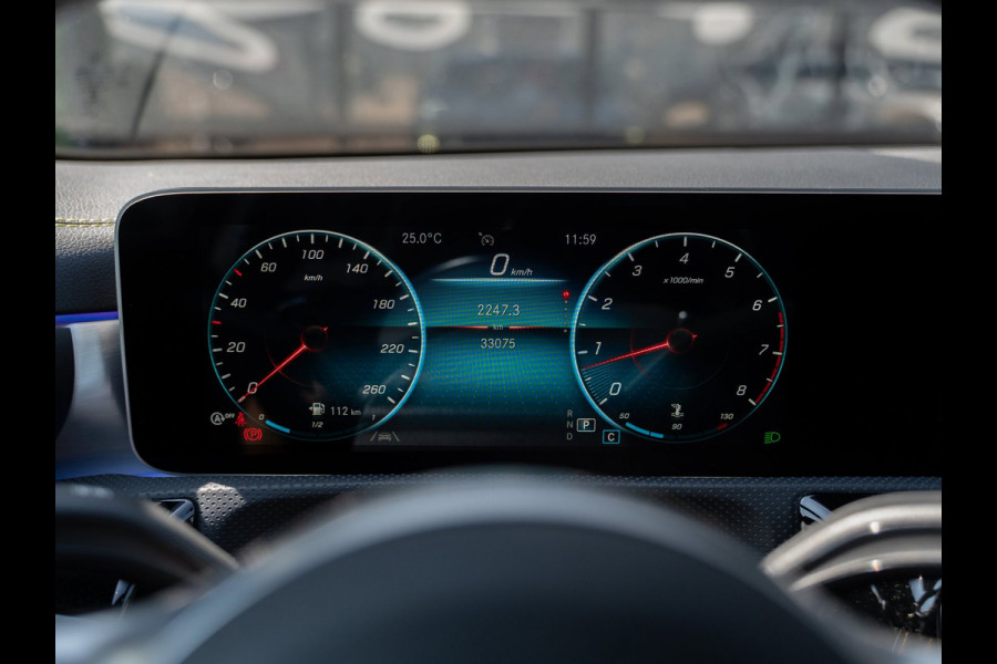 Mercedes-Benz A-Klasse 250 224PK Edition One AMG | Premium Plus | Carplay | Dealer Ond. | Uniek