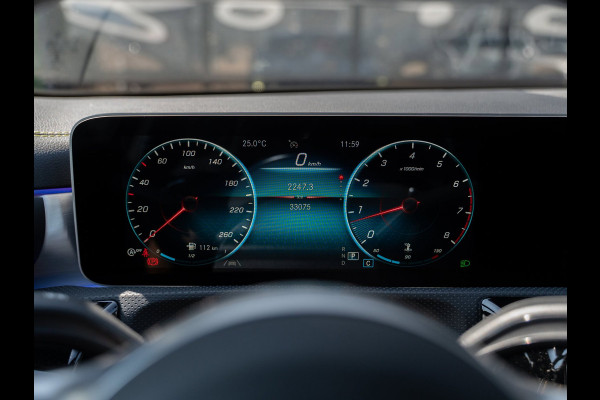 Mercedes-Benz A-Klasse 250 224PK Edition One AMG | Premium Plus | Carplay | Dealer Ond. | Uniek