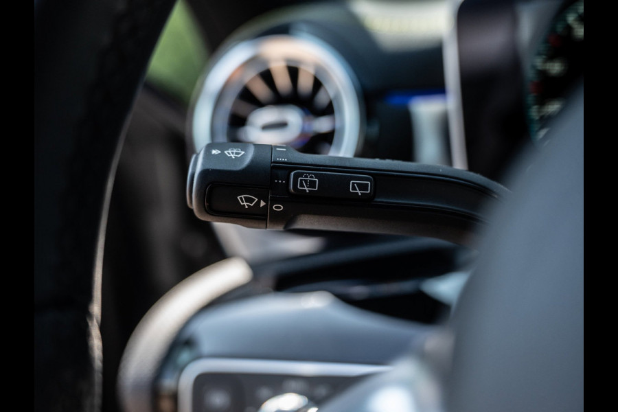 Mercedes-Benz A-Klasse 250 224PK Edition One AMG | Premium Plus | Carplay | Dealer Ond. | Uniek