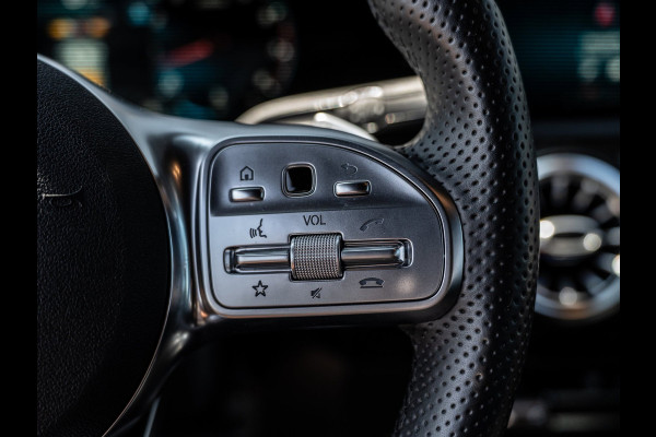 Mercedes-Benz A-Klasse 250 224PK Edition One AMG | Premium Plus | Carplay | Dealer Ond. | Uniek