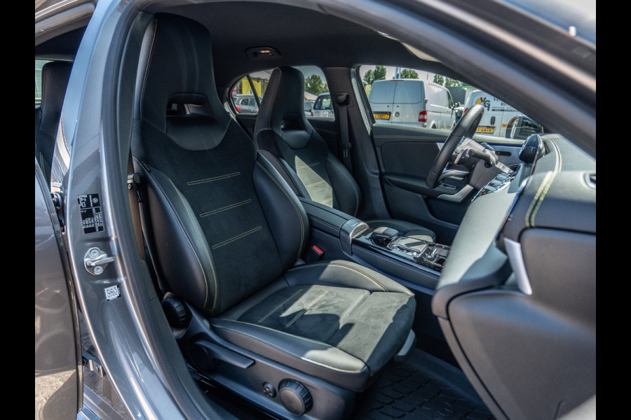 Mercedes-Benz A-Klasse 250 224PK Edition One AMG | Premium Plus | Carplay | Dealer Ond. | Uniek