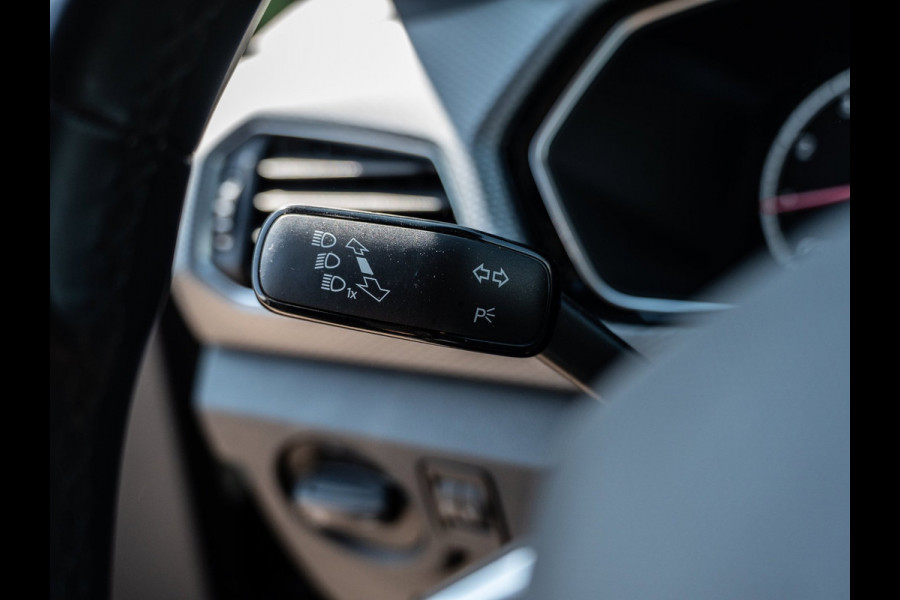 Volkswagen T-Cross 1.5 TSI 150PK DSG Active | Carplay | ACC | PDC |