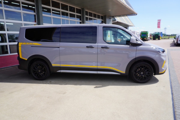Ford Transit Custom 320L 2.0 TDCI 136PK L2H1 Trail DubbelCabine Schuifdeur L/R Nr. V090 | Airco | Adap | Navi| Camera | Blis | 20 inch LM velgen | DEMO