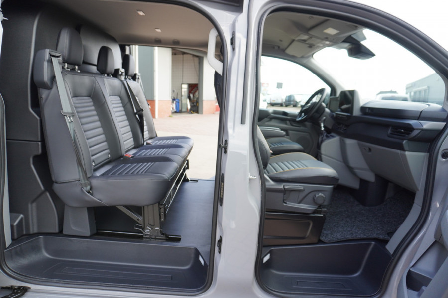 Ford Transit Custom 320L 2.0 TDCI 136PK L2H1 Trail DubbelCabine Schuifdeur L/R Nr. V090 | Airco | Adap | Navi| Camera | Blis | 20 inch LM velgen | DEMO