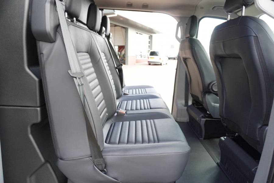 Ford Transit Custom 320L 2.0 TDCI 136PK L2H1 Trail DubbelCabine Schuifdeur L/R Nr. V090 | Airco | Adap | Navi| Camera | Blis | 20 inch LM velgen | DEMO