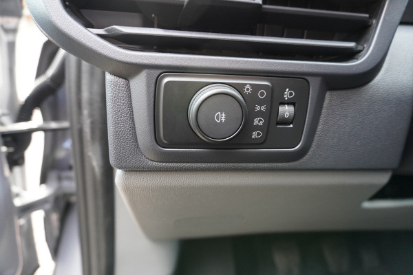 Ford Transit Custom 320L 2.0 TDCI 136PK L2H1 Trail DubbelCabine Schuifdeur L/R Nr. V090 | Airco | Adap | Navi| Camera | Blis | 20 inch LM velgen | DEMO