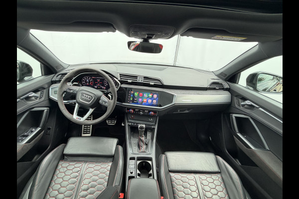 Audi Q3 Sportback TFSI RS Pano.dak Carplay Pano.dak Trekhaak Sportzetels 21Inch