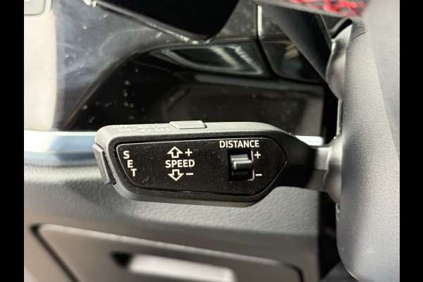 Audi Q3 Sportback TFSI RS Pano.dak Carplay Pano.dak Trekhaak Sportzetels 21Inch