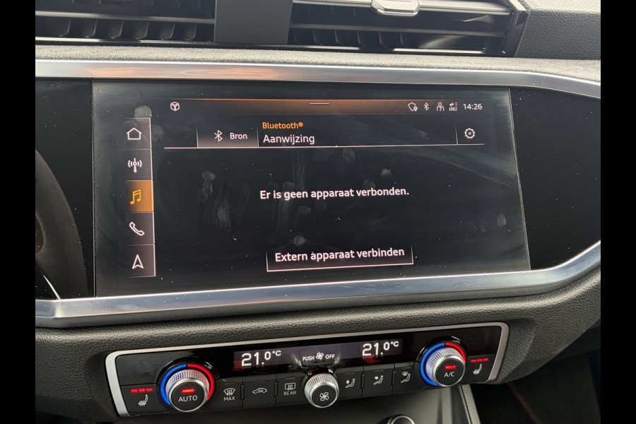 Audi Q3 Sportback TFSI RS Pano.dak Carplay Pano.dak Trekhaak Sportzetels 21Inch