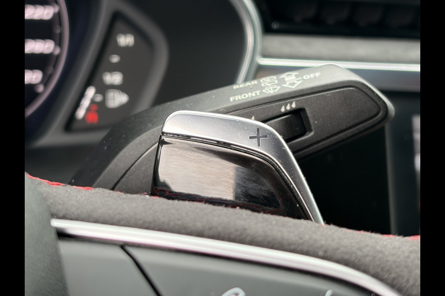 Audi Q3 Sportback TFSI RS Pano.dak Carplay Pano.dak Trekhaak Sportzetels 21Inch