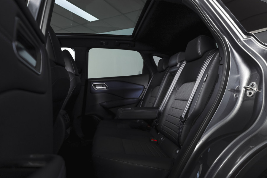 Nissan QASHQAI 1.3 MHEV 140 PK Tekna Orig. NL | Panodak | Elek. Stoel | Elek. Klep | Adapt. Cruise | PDC | 360 Camera | NAV + App. Connect | ECC | Trekhaak | LM 19" |