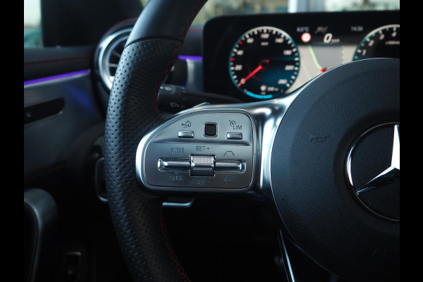 Mercedes-Benz CLA-Klasse 250e AMG / Pano / Distronic / Ambient / Multibeam / CarPlay / Camera / 19inch